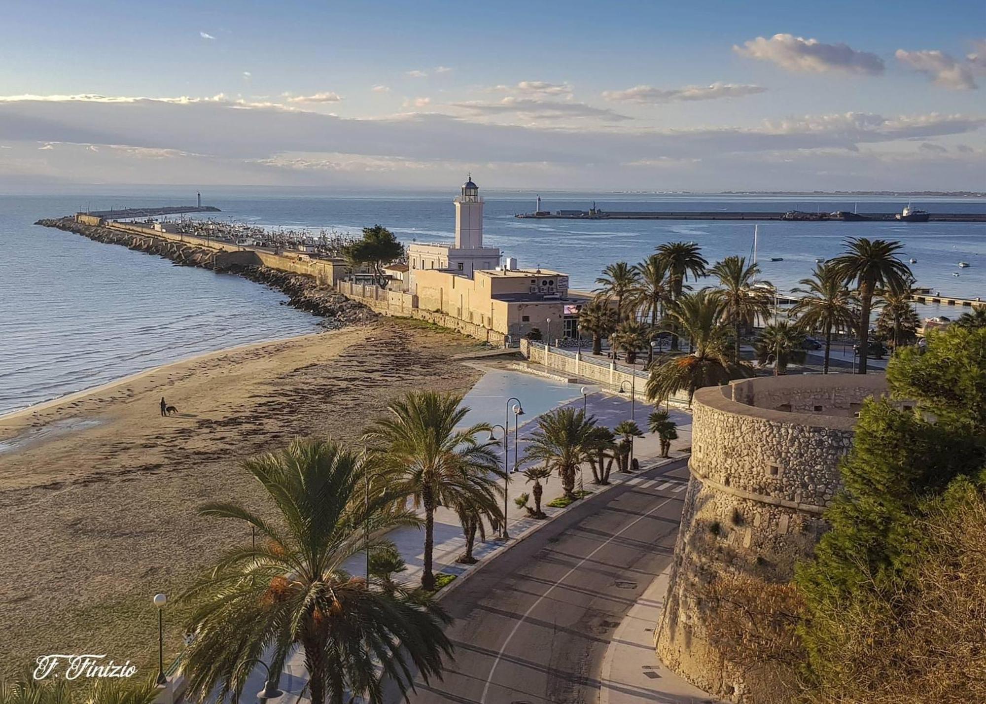 Ca Del Centro Aparthotel Manfredonia Kültér fotó